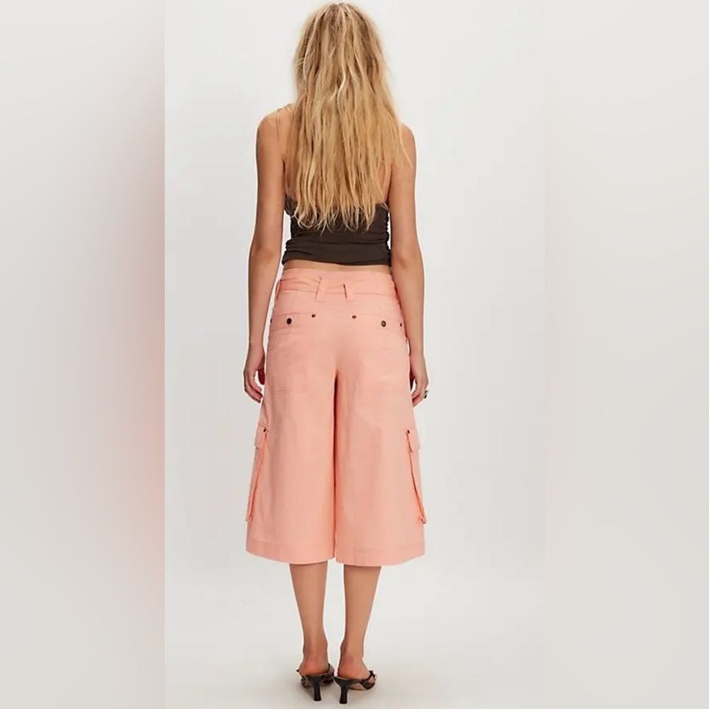Free People Tidal Wave Cropped Pants. NWT CORAL PINK - Picture 2 of 3